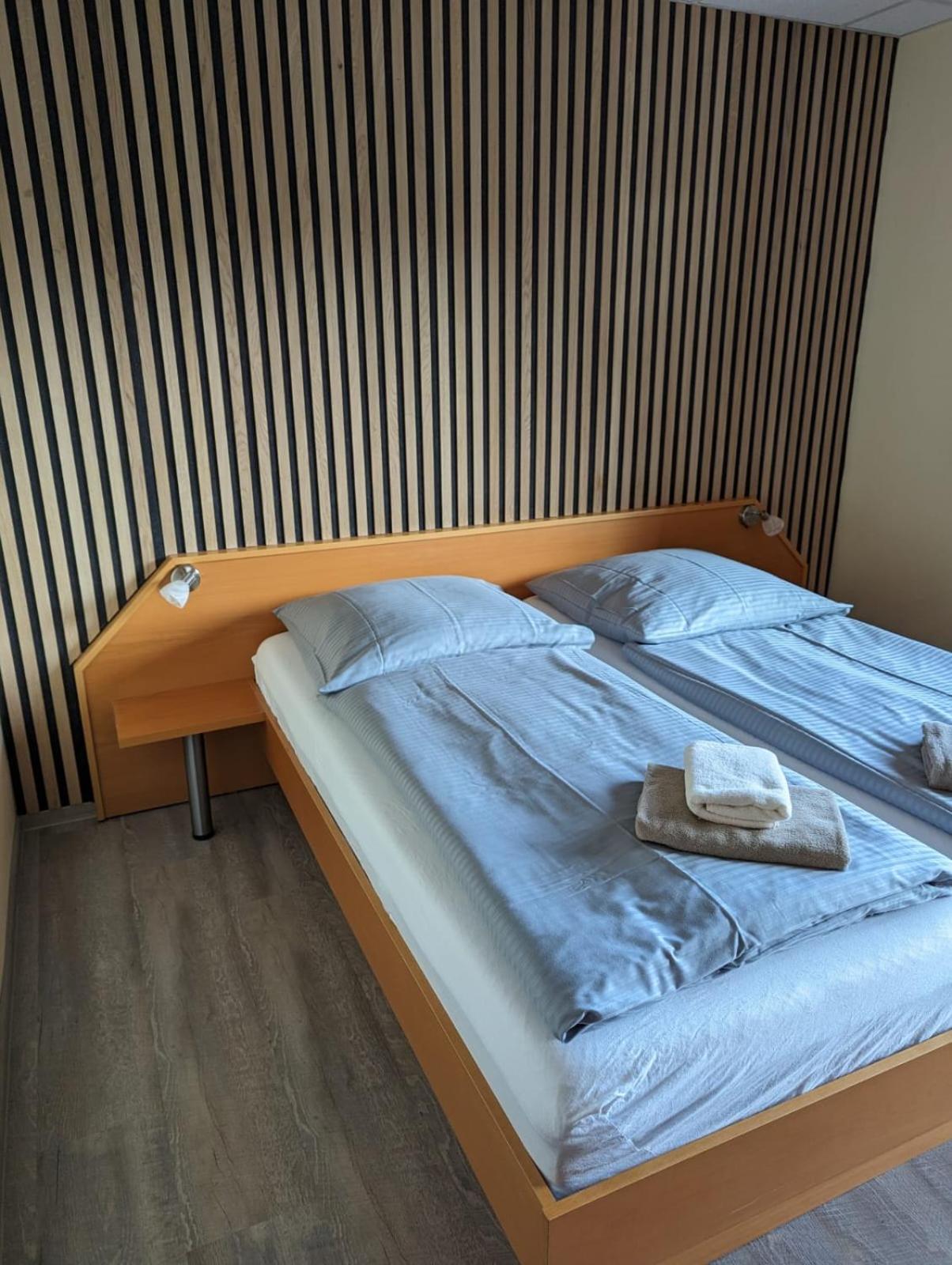 Hotel-Restaurant Hubertus Brome Buitenkant foto