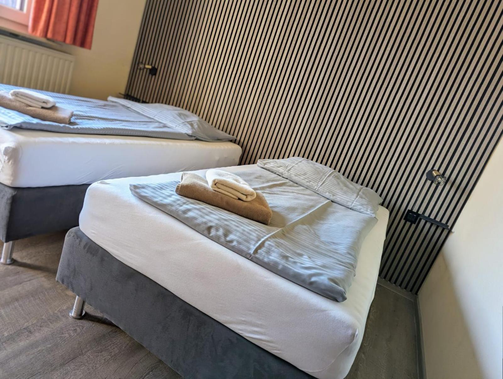 Hotel-Restaurant Hubertus Brome Buitenkant foto